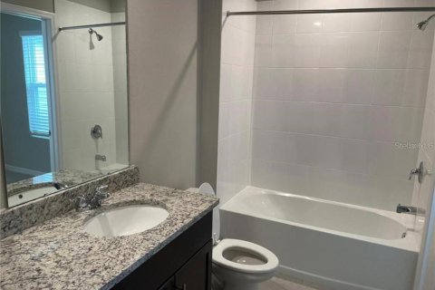 Townhouse in Ocoee, Florida 3 bedrooms, 133.22 sq.m. № 1894850 - photo 23