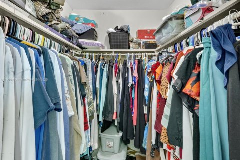 Casa en venta en Port St. Lucie, Florida, 3 dormitorios, 119.66 m2 № 1967102 - foto 20