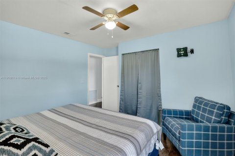 Casa en venta en Port St. Lucie, Florida, 3 dormitorios, 119.66 m2 № 1967102 - foto 23