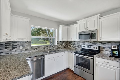 Casa en venta en Port St. Lucie, Florida, 3 dormitorios, 119.66 m2 № 1967102 - foto 16