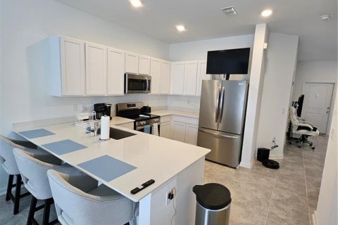 Adosado en alquiler en Kissimmee, Florida, 3 dormitorios, 170.38 m2 № 1912117 - foto 4