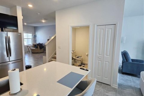 Adosado en alquiler en Kissimmee, Florida, 3 dormitorios, 170.38 m2 № 1912117 - foto 7