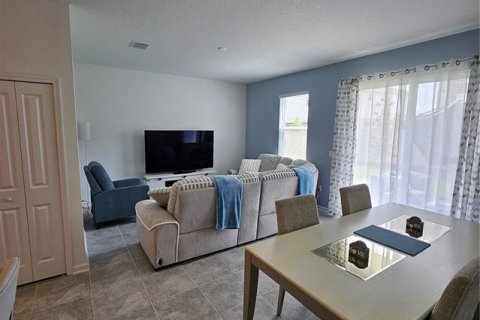 Adosado en alquiler en Kissimmee, Florida, 3 dormitorios, 170.38 m2 № 1912117 - foto 6