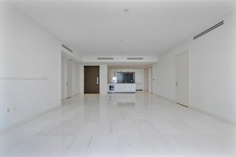 Condominio en venta en Miami, Florida, 2 dormitorios, 169.92 m2 № 1985405 - foto 15