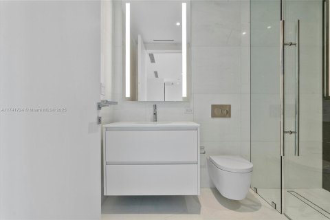Condominio en venta en Miami, Florida, 2 dormitorios, 169.92 m2 № 1985405 - foto 30