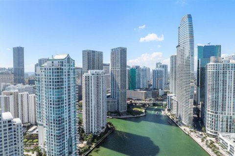 Condominio en venta en Miami, Florida, 2 dormitorios, 169.92 m2 № 1985405 - foto 1