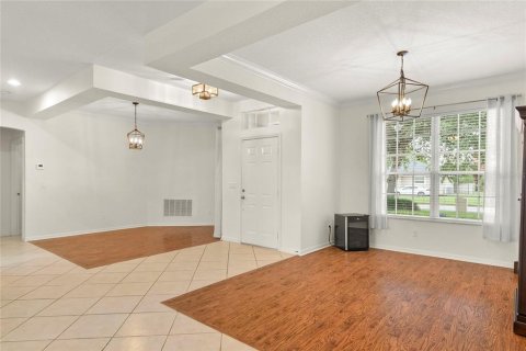 House in Apopka, Florida 3 bedrooms, 185.06 sq.m. № 2109738 - photo 9