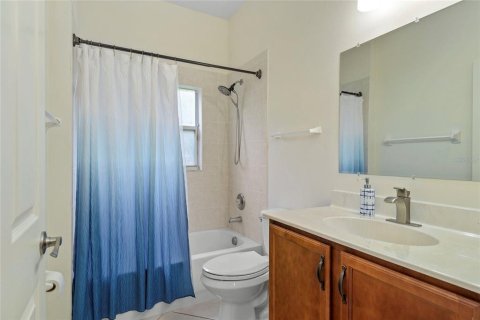 House in Apopka, Florida 3 bedrooms, 185.06 sq.m. № 2109738 - photo 25