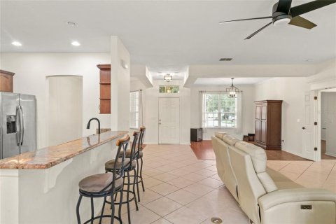 House in Apopka, Florida 3 bedrooms, 185.06 sq.m. № 2109738 - photo 12