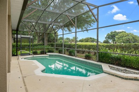 House in Apopka, Florida 3 bedrooms, 185.06 sq.m. № 2109738 - photo 30