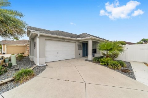 House in The Villages, Florida 3 bedrooms, 126.07 sq.m. № 1837899 - photo 6