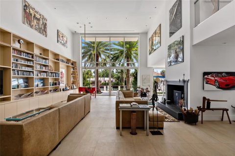 House in Fort Lauderdale, Florida 6 bedrooms, 723.52 sq.m. № 2246619 - photo 7