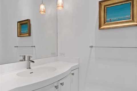 House in Fort Lauderdale, Florida 6 bedrooms, 723.52 sq.m. № 2246619 - photo 28