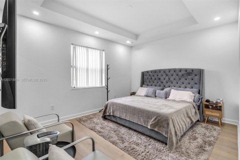 Купить таунхаус в Майами, Флорида 3 спальни, 137.96м2, № 2067684 - фото 17