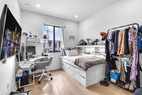 Купить таунхаус в Майами, Флорида 3 спальни, 137.96м2, № 2067684 - фото 14