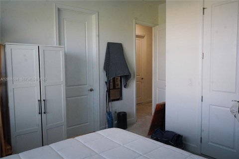 Купить виллу или дом в Уэстлейк, Флорида 6 спален, 374.77м2, № 2075695 - фото 23