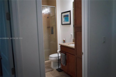 Купить виллу или дом в Уэстлейк, Флорида 6 спален, 374.77м2, № 2075695 - фото 20