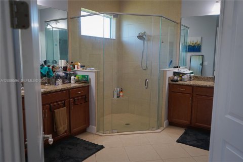 Купить виллу или дом в Уэстлейк, Флорида 6 спален, 374.77м2, № 2075695 - фото 29