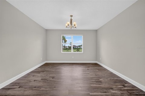 House in Ocala, Florida 3 bedrooms, 262.73 sq.m. № 2211546 - photo 14