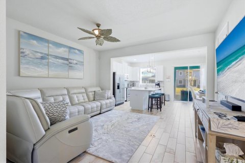Touwnhouse à vendre à Bradenton, Floride: 3 chambres, 149.02 m2 № 2151762 - photo 7