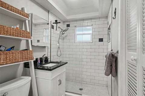 House in Sarasota, Florida 2 bedrooms, 72.65 sq.m. № 2210082 - photo 8