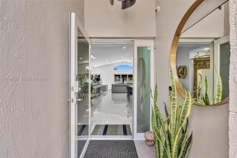 Villa ou maison à vendre à Hollywood, Floride: 3 chambres, 153.1 m2 № 2153489 - photo 27