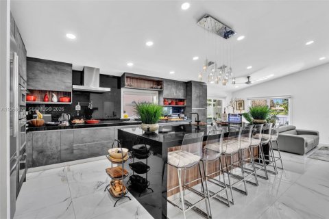 Villa ou maison à vendre à Hollywood, Floride: 3 chambres, 153.1 m2 № 2153489 - photo 6