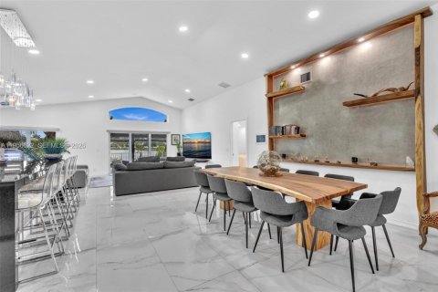 Villa ou maison à vendre à Hollywood, Floride: 3 chambres, 153.1 m2 № 2153489 - photo 13