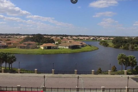 House in BELLALAGO in Kissimmee, Florida 3 bedrooms, 198.63 sq.m. № 2206134 - photo 28