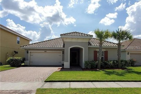 House in BELLALAGO in Kissimmee, Florida 3 bedrooms, 198.63 sq.m. № 2206134 - photo 2