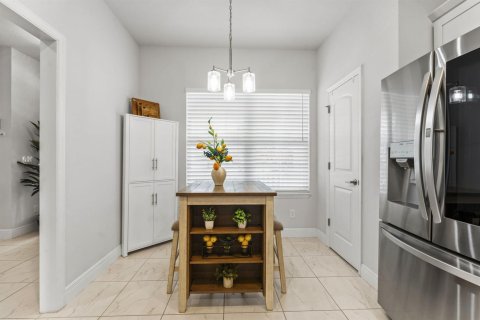 Villa ou maison à vendre à Port St. Lucie, Floride: 5 chambres, 255.85 m2 № 2413052 - photo 17