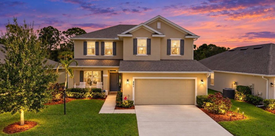 Villa ou maison à Port St. Lucie, Floride 5 chambres, 255.85 m2 № 2413052
