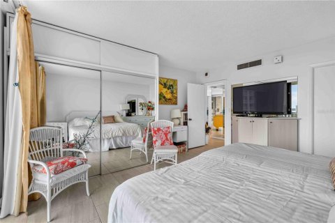 Condo in Sarasota, Florida, 1 bedroom  № 2306525 - photo 21