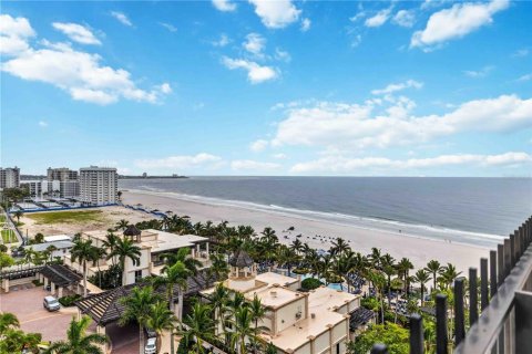 Condo in Sarasota, Florida, 1 bedroom  № 2306525 - photo 25
