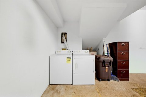 Touwnhouse à vendre à Largo, Floride: 3 chambres, 184.88 m2 № 2387377 - photo 10