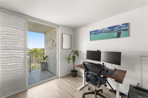 Купить кондоминиум в Майами, Флорида 1 спальня, 72м2, № 1979008 - фото 6