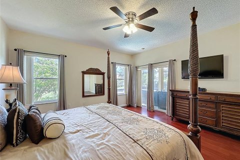 Villa ou maison à vendre à Kissimmee, Floride: 4 chambres, 220.74 m2 № 1884552 - photo 9