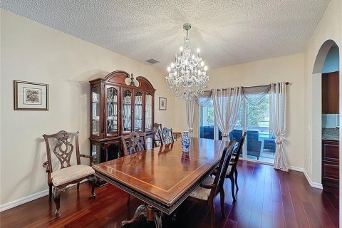 Villa ou maison à vendre à Kissimmee, Floride: 4 chambres, 220.74 m2 № 1884552 - photo 15