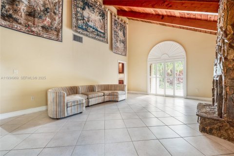Casa en venta en Miami, Florida, 3 dormitorios, 201.04 m2 № 1993236 - foto 3