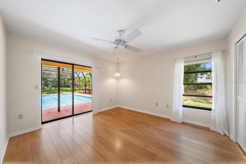 House in Sarasota, Florida 3 bedrooms, 198.44 sq.m. № 2147490 - photo 26