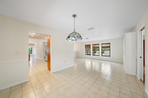 House in Sarasota, Florida 3 bedrooms, 198.44 sq.m. № 2147490 - photo 7