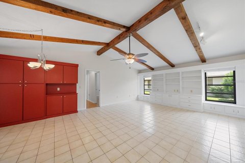 House in Sarasota, Florida 3 bedrooms, 198.44 sq.m. № 2147490 - photo 18