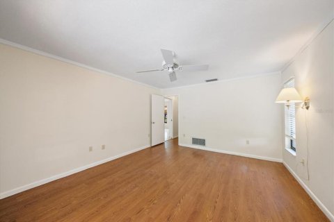 House in Sarasota, Florida 3 bedrooms, 198.44 sq.m. № 2147490 - photo 29