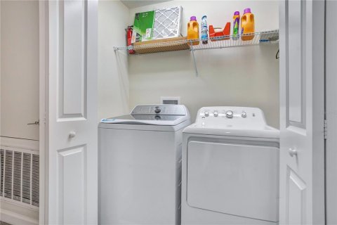 Adosado en venta en Davenport, Florida, 3 dormitorios, 177.63 m2 № 2236596 - foto 19