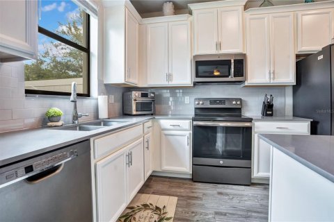 Adosado en venta en Davenport, Florida, 3 dormitorios, 177.63 m2 № 2236596 - foto 7