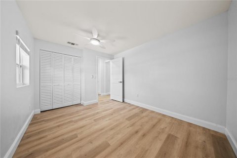 Casa en venta en Largo, Florida, 4 dormitorios, 117.34 m2 № 2384450 - foto 21