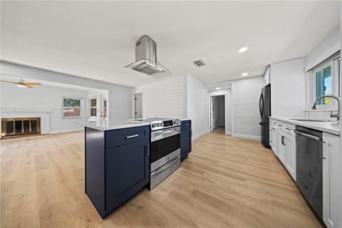 Casa en venta en Largo, Florida, 4 dormitorios, 117.34 m2 № 2384450 - foto 8