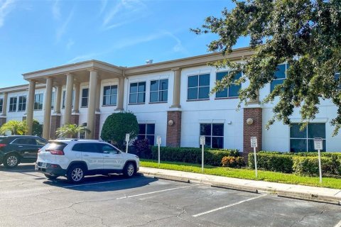 Propiedad comercial en alquiler en Bradenton, Florida, 328.87 m2 № 1843559 - foto 4