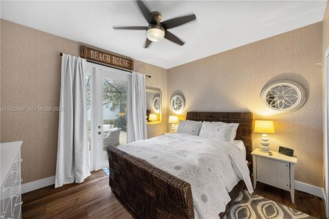 Villa ou maison à louer à Weston, Floride: 4 chambres, 311.32 m2 № 1977110 - photo 29