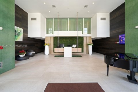 Condominio en venta en Bay Harbor Islands, Florida, 2 dormitorios, 124.58 m2 № 1993846 - foto 21